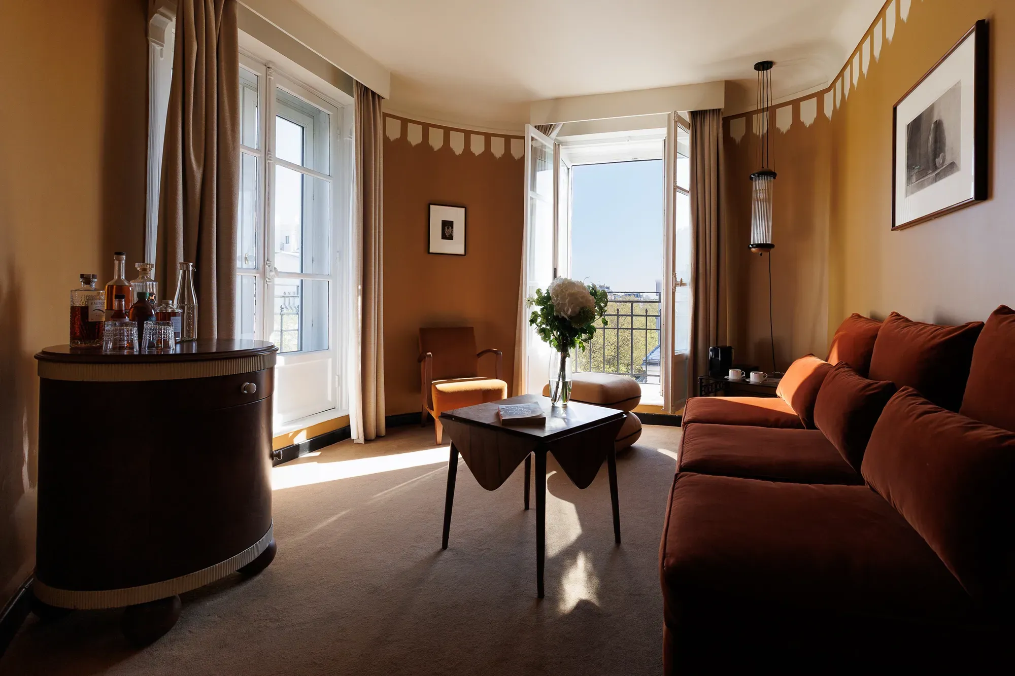 G 01 Hotel Rochechouart France