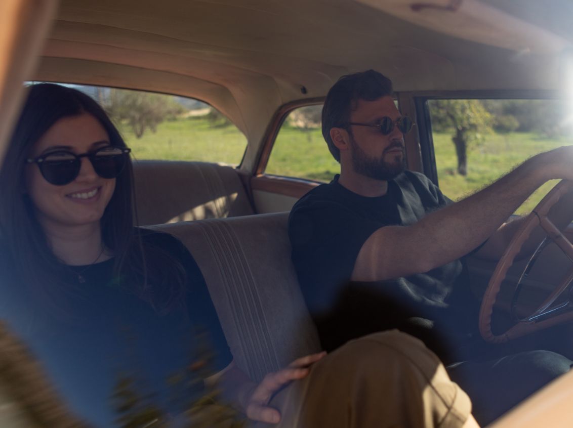 09 DH The Originals Mira Earth Studios Hannah And Nick Kendall Car Ride