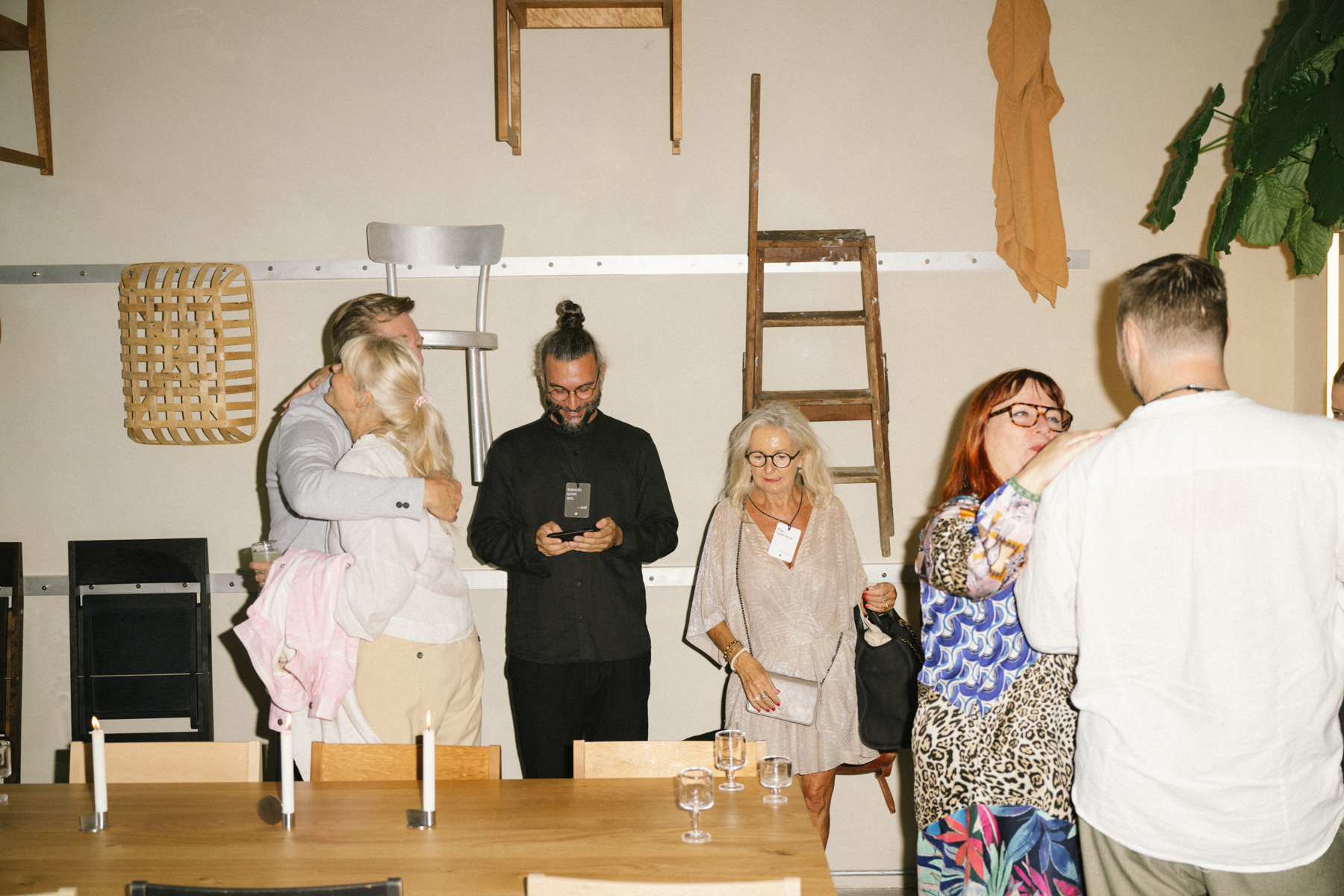 DH24 SALES CE Copenhagen Travelpro 12