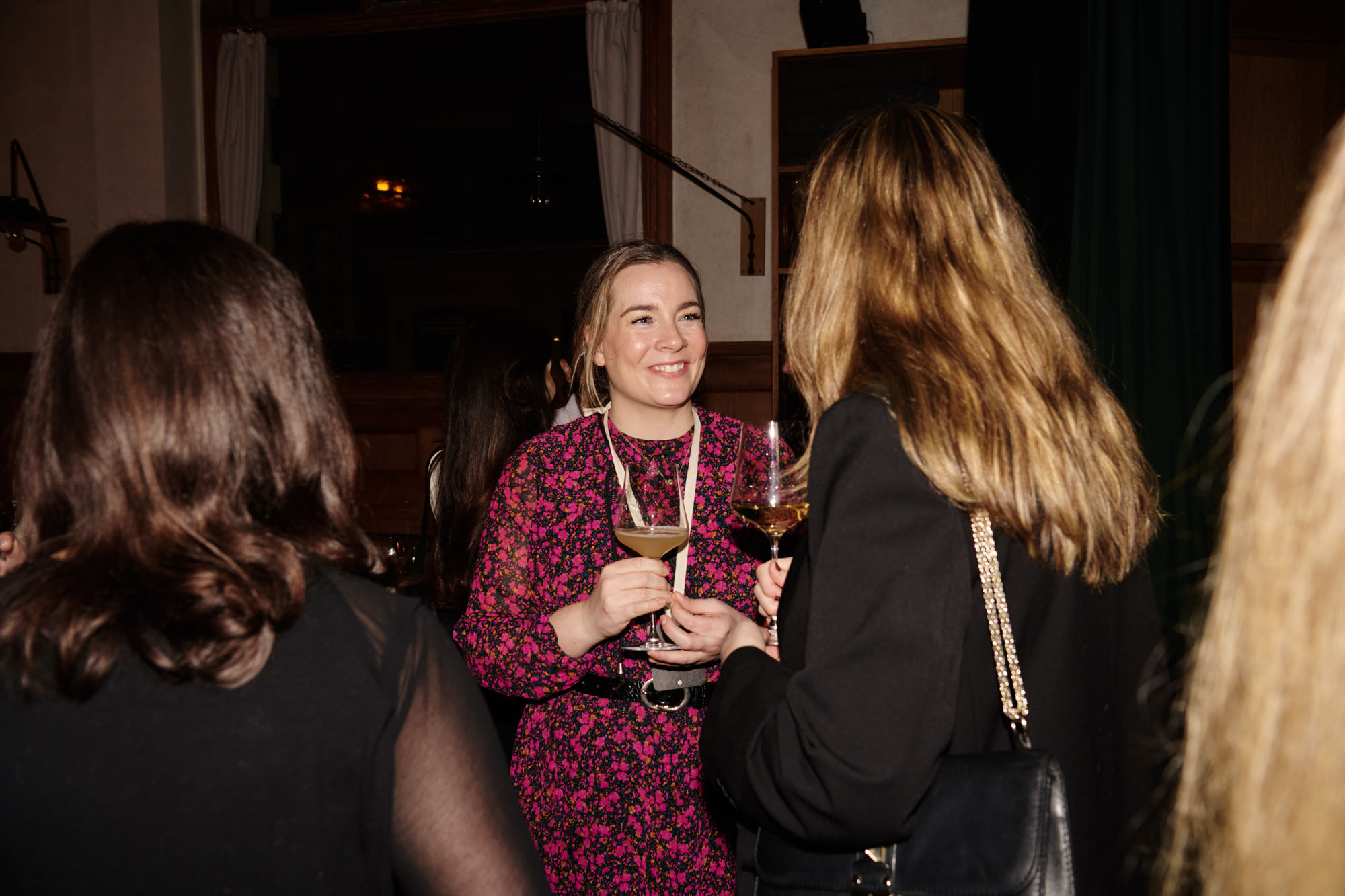 DH SALES25 CE London11