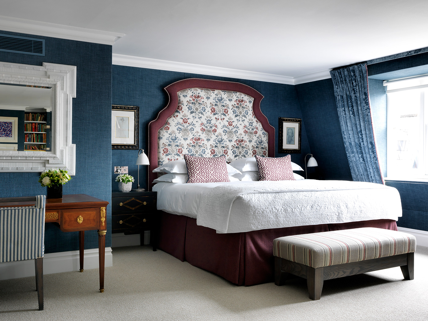 Charlotte Street Penthouse Suite R 03