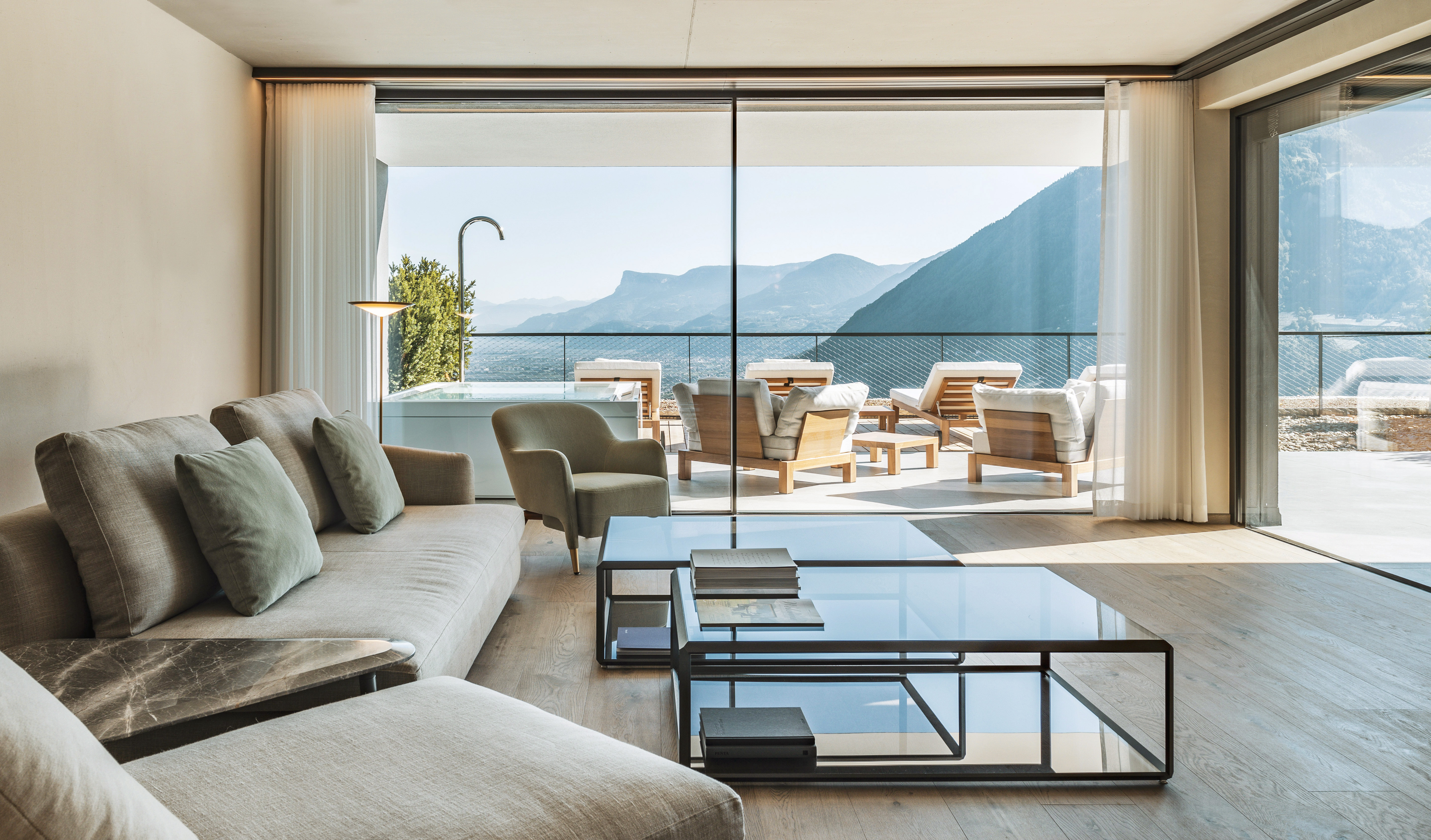 G 01 Arua Private Spa Villas