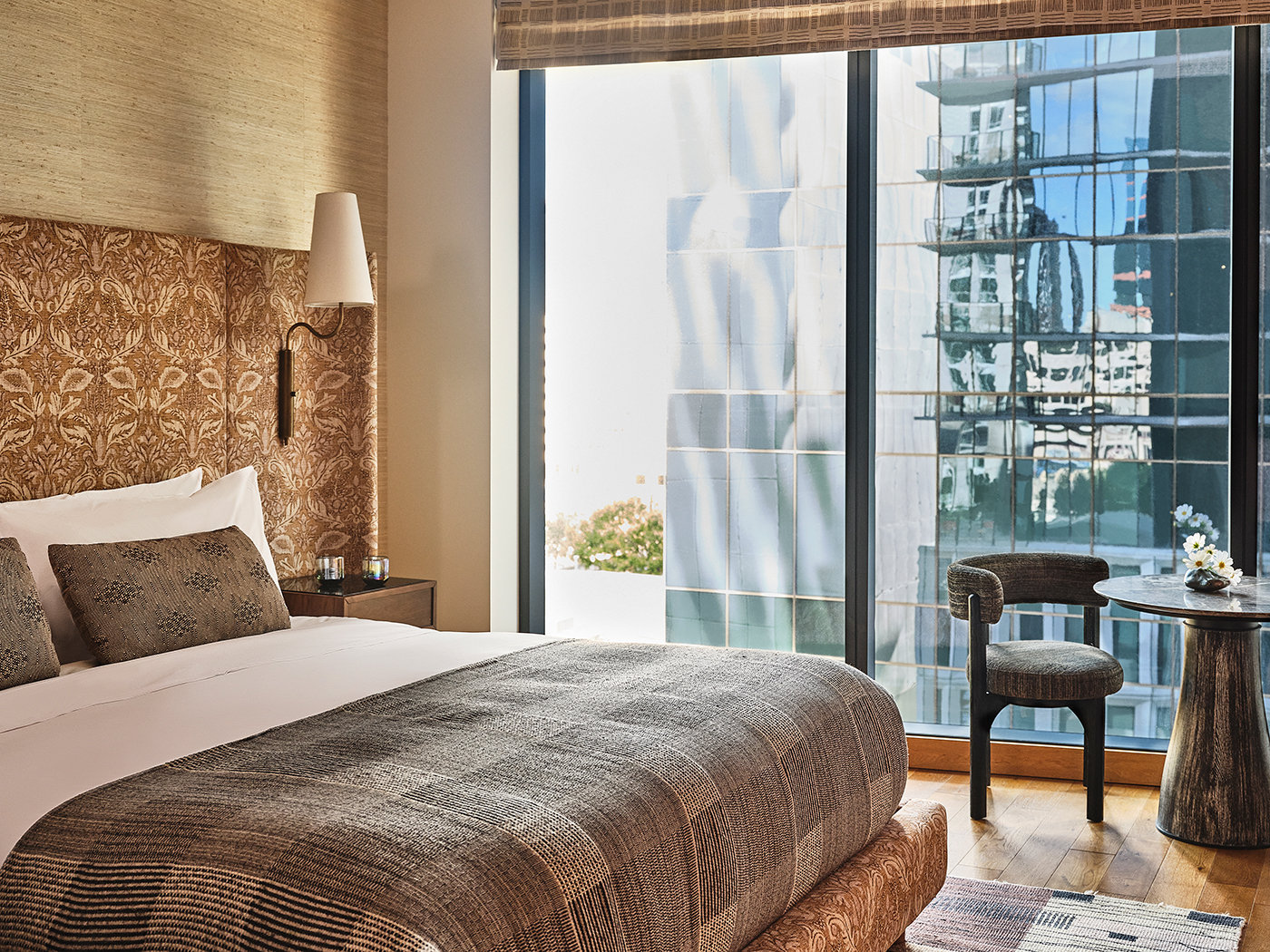 Austin Proper Hotel Premier King V3 01