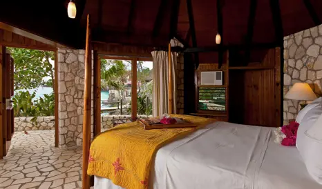 rockhouse-hotel-suite-bedroom-interior-ocean-view-M-12-r.jpg