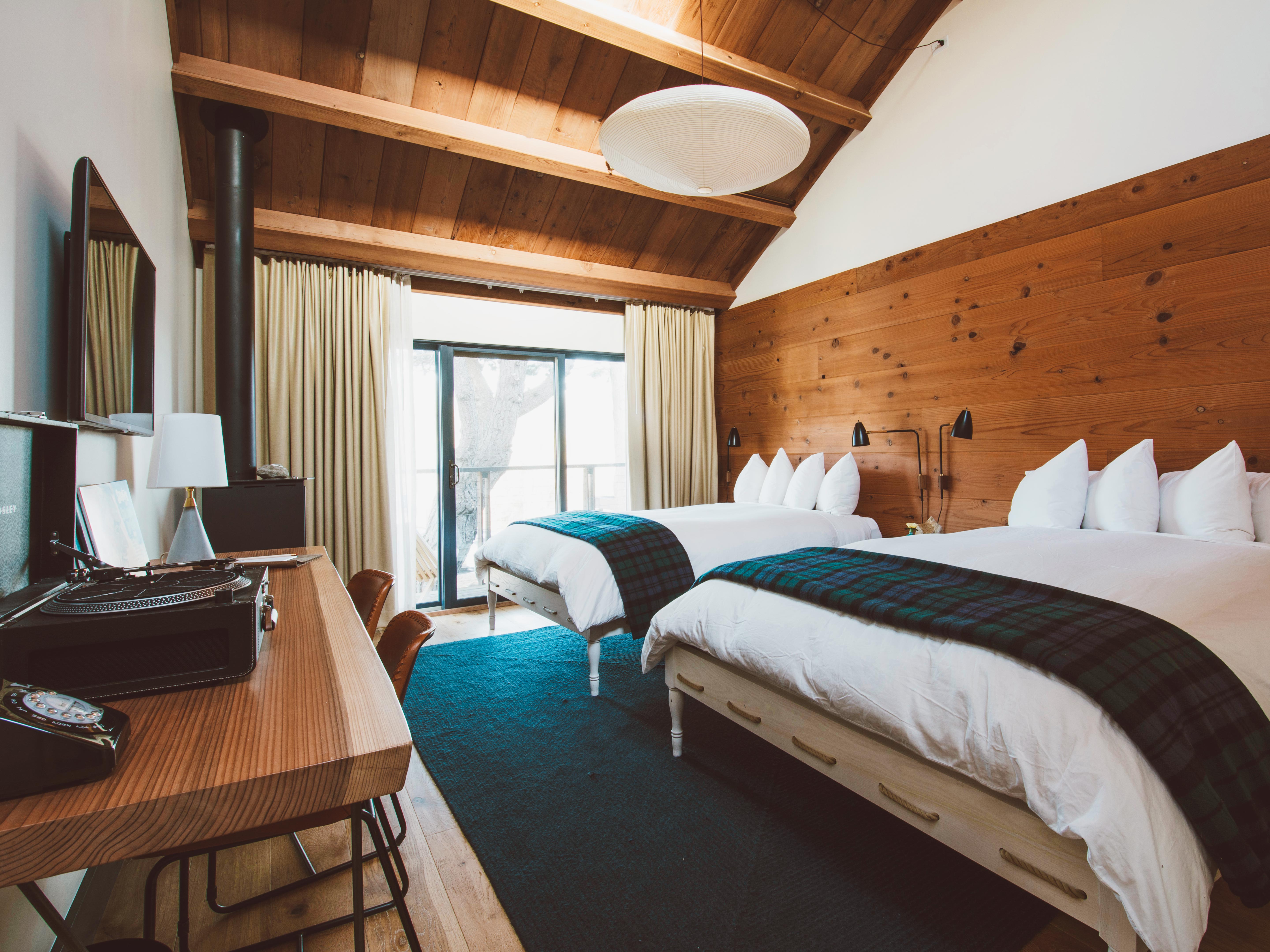 Timber Cove Forest View 2 Beds R R