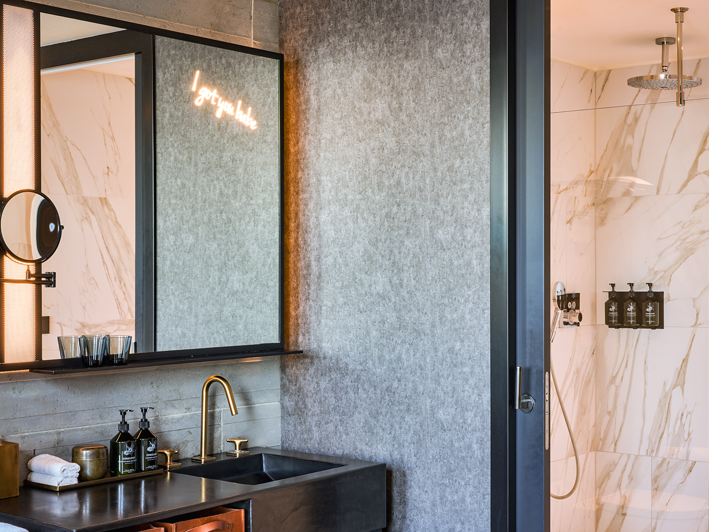 Sir Adam Sir Deluxe V3 R 2