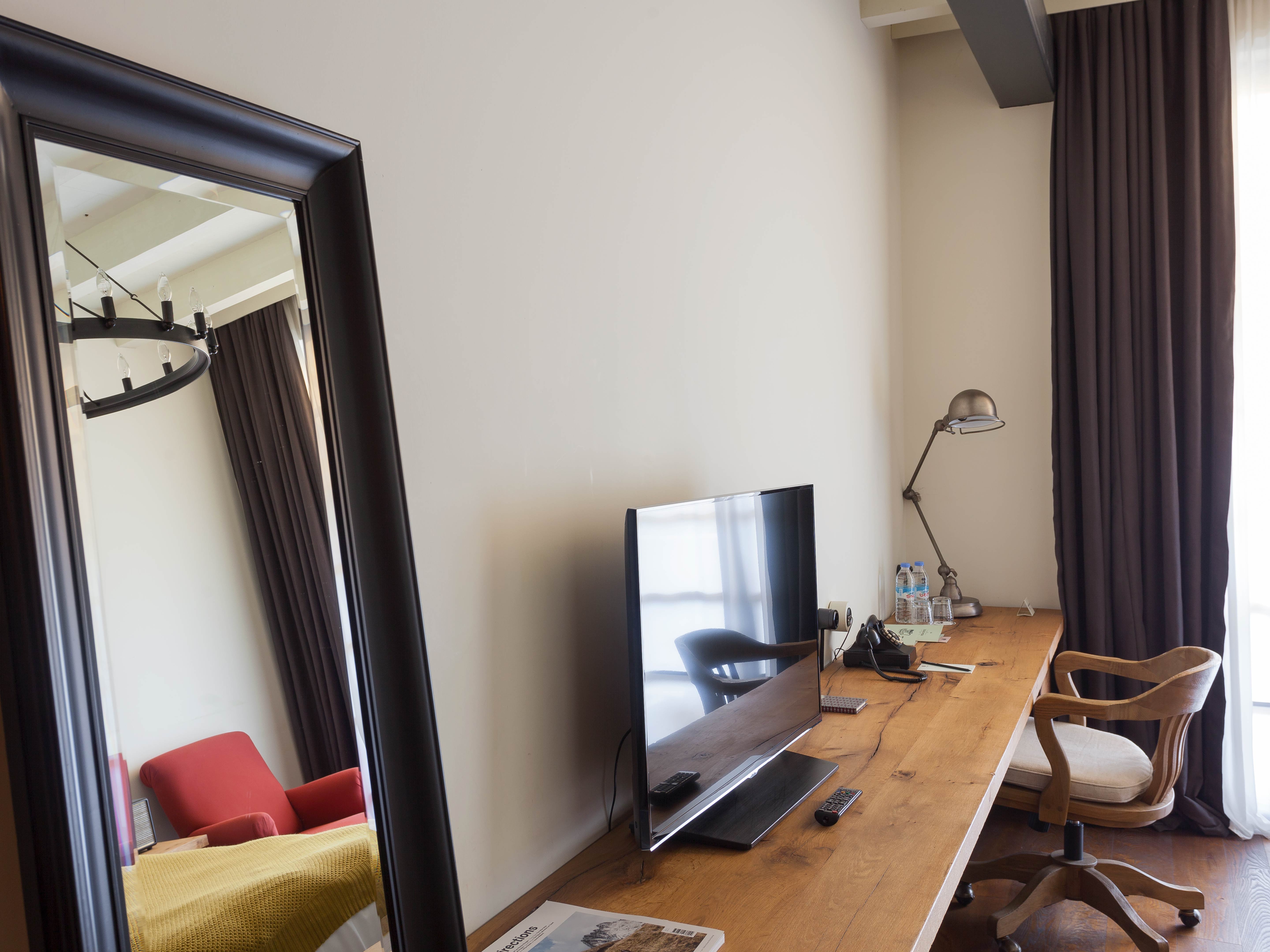 Rooms Hotel Tbilisi Terrace Queen Room R 03