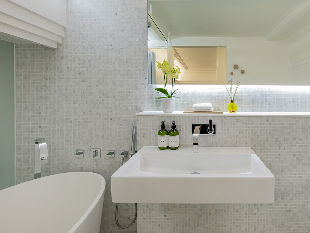 Town Hall Hotel Signature Two Bedroom Suite V2 R 06